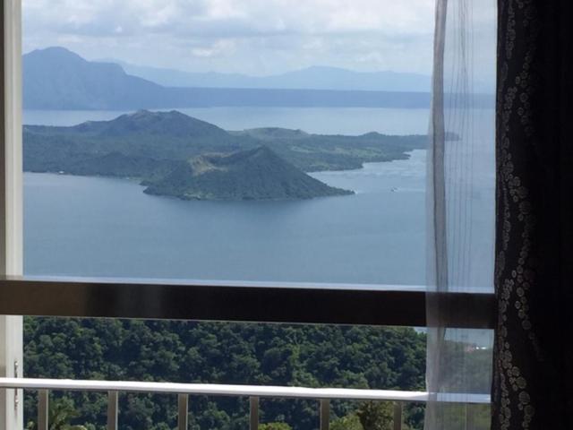 Wind Residences Tower 4 18Th Floor タガイタイ エクステリア 写真